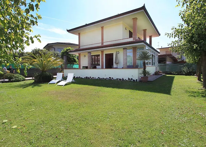 Chiara By Interhome *